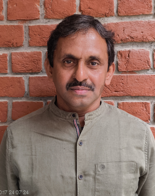 (Dr.) Giriraj T Kulkarni