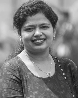 Dr. Suchi Johari